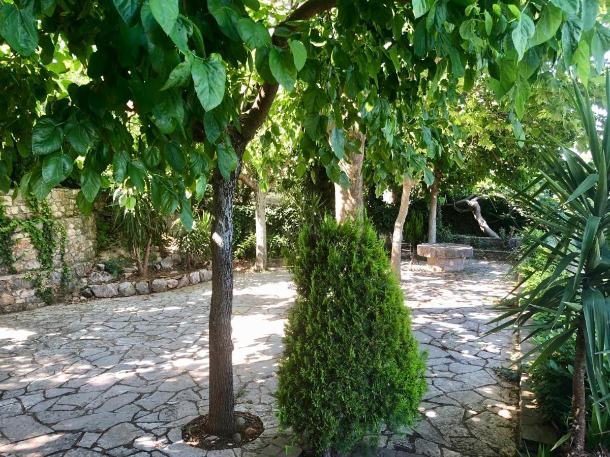 Gaia Guest House Kalamata Esterno foto